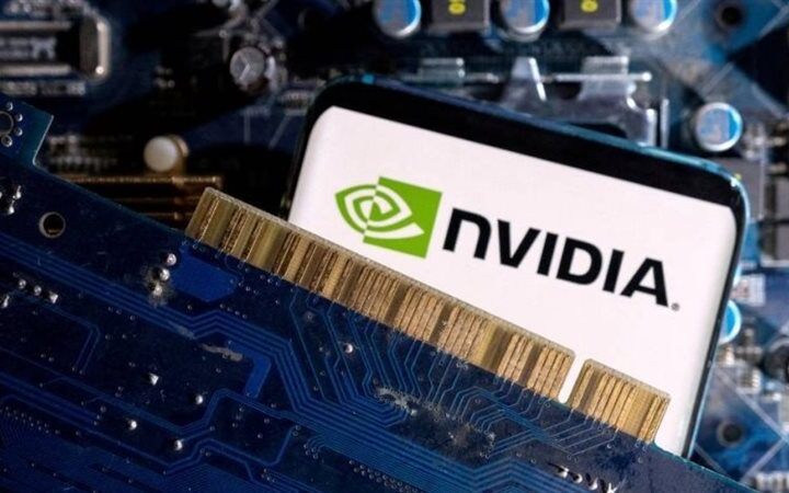 السعودية ترسم مستقبلها الرقمي: شراكة استراتيجية مع NVIDIA لبناء مصانع ذكاء اصطناعي عملاقة